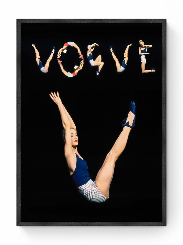 Model Lisa Fonssagrives on a Cover Vogue
