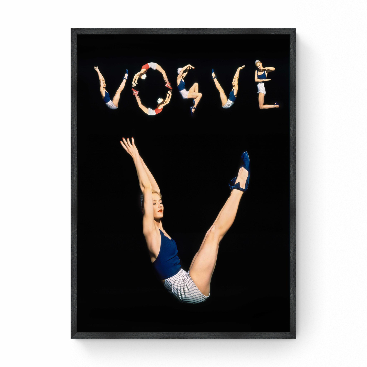 Model Lisa Fonssagrives on a Cover Vogue